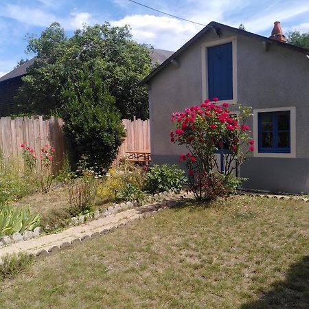 Gite Le Mage - Maison De Retrouvailles Saint-Marcel  Exteriör bild